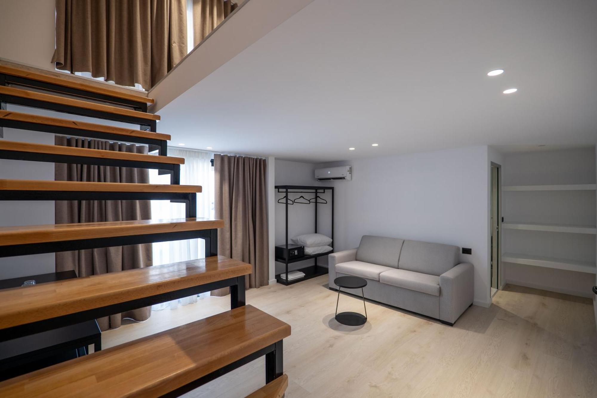 Arrei Hotel Sarande Exterior photo