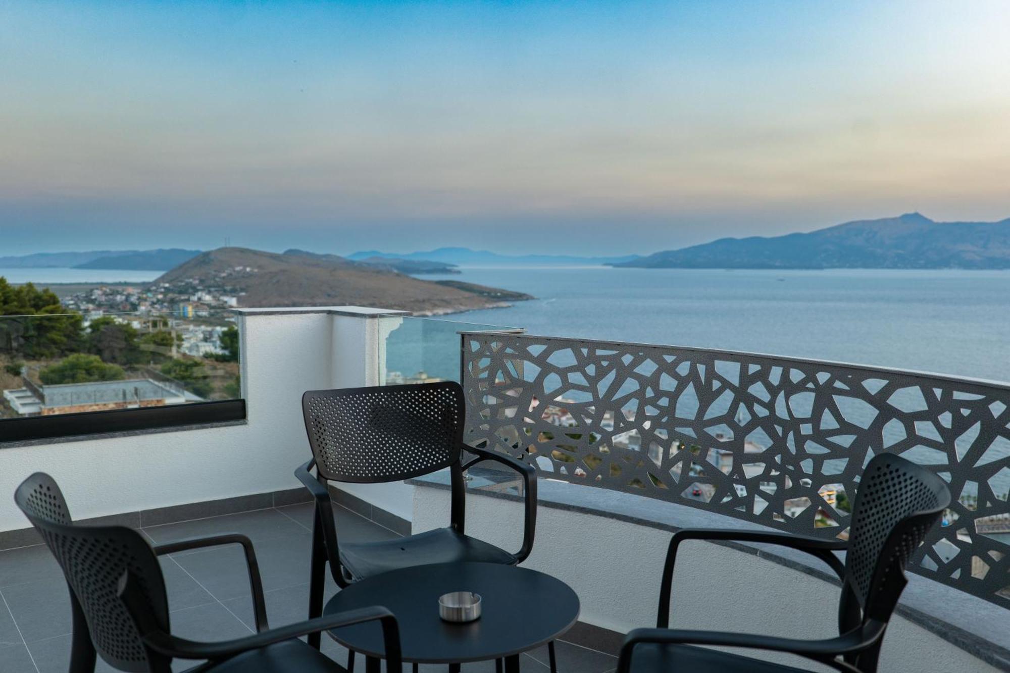 Arrei Hotel Sarande Exterior photo