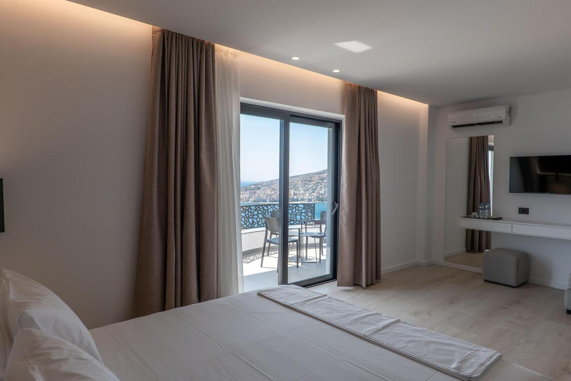 Arrei Hotel Sarande Exterior photo