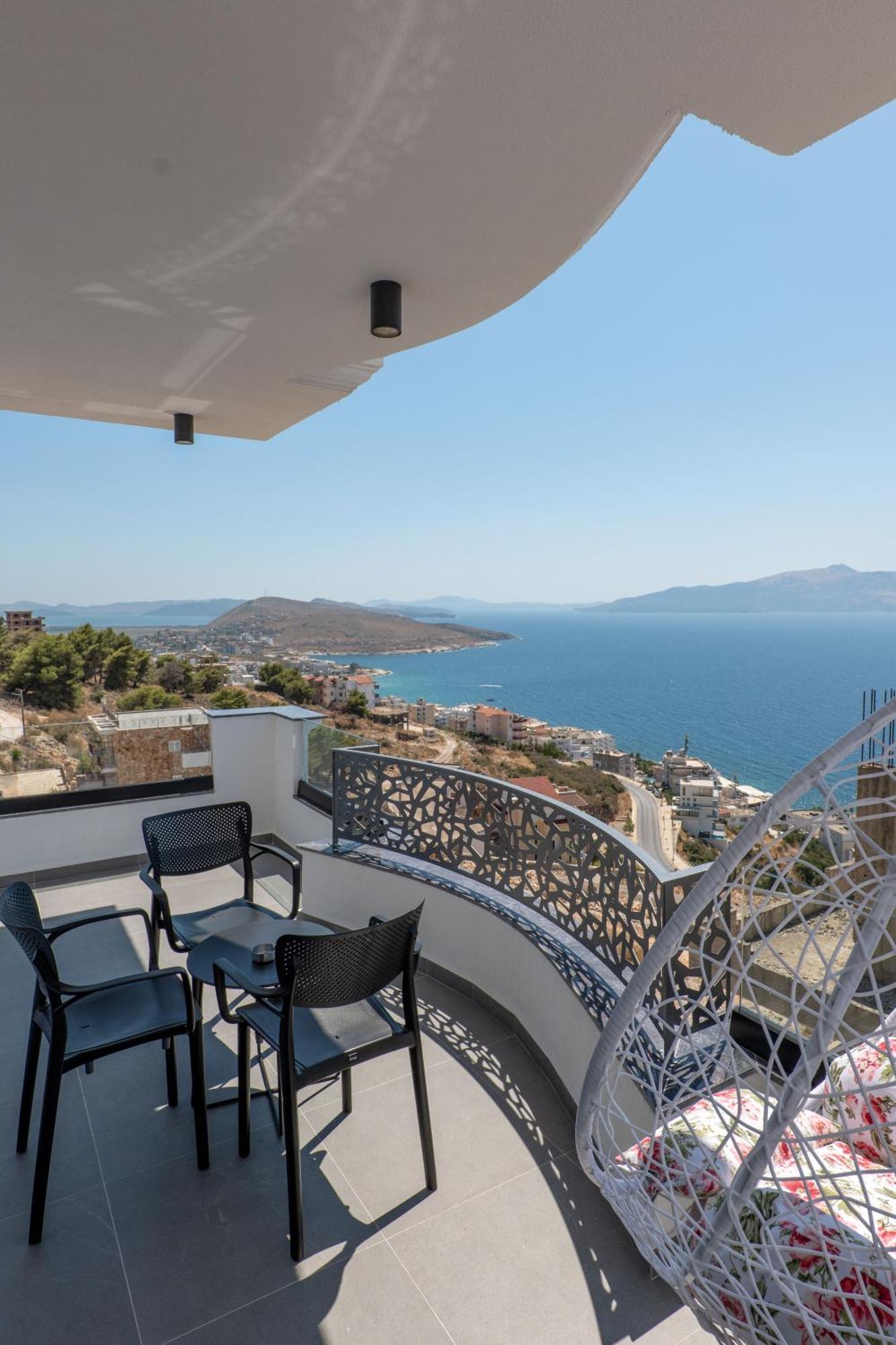 Arrei Hotel Sarande Exterior photo
