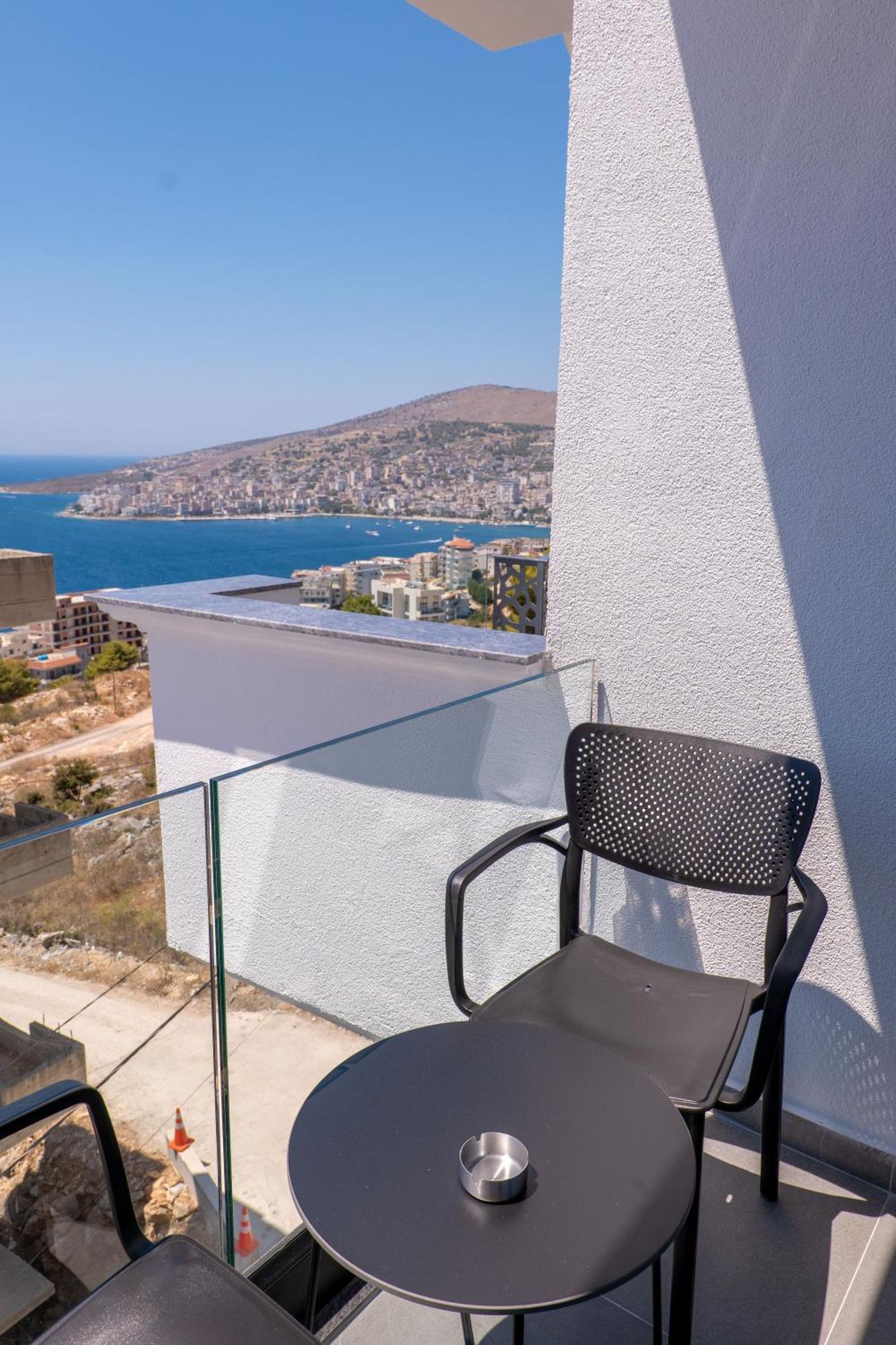 Arrei Hotel Sarande Exterior photo