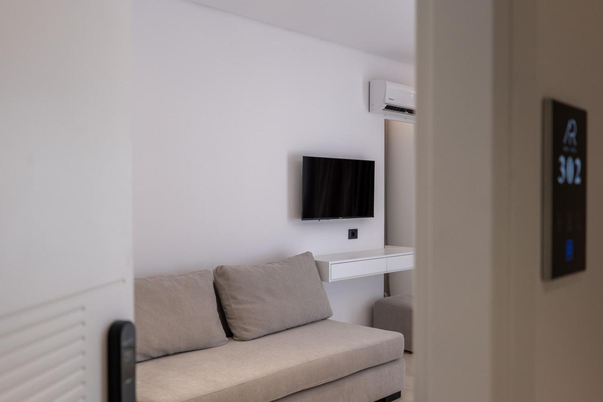 Arrei Hotel Sarande Exterior photo